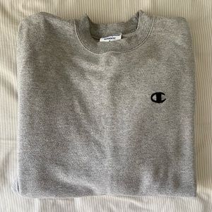 Champions men light grey crew neck size small